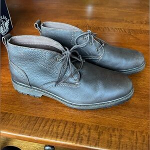 Dockers Silas Lace-Up Leather Boot - Size 10 - Chocolate Color - Waterproof